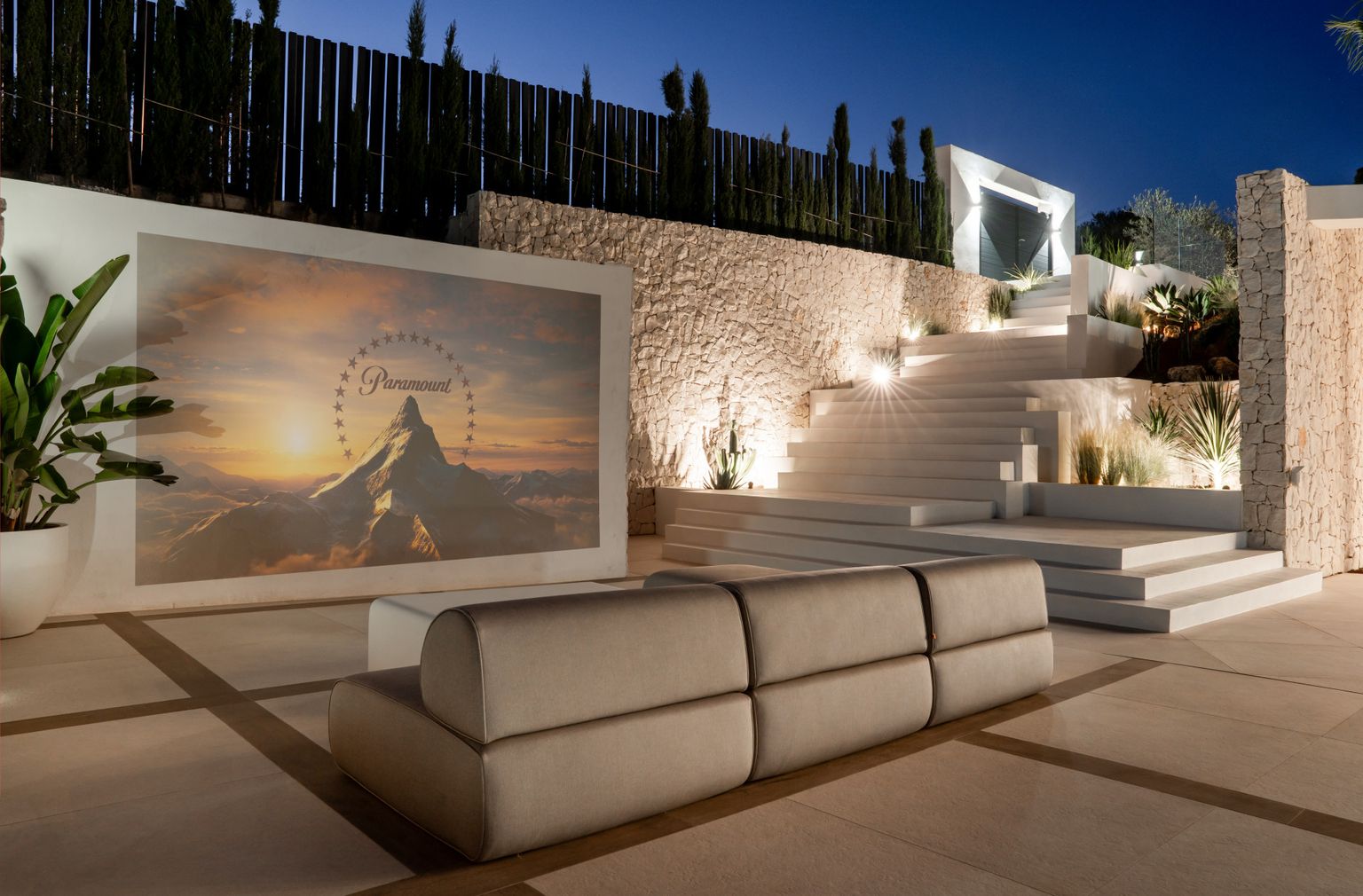 Architectural Masterpiece with Panoramic Views in Monte Mayor, Benahavís