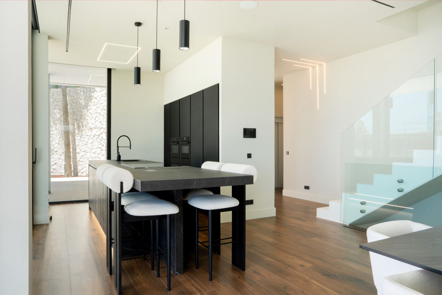 Architectural Masterpiece with Panoramic Views in Monte Mayor, Benahavís