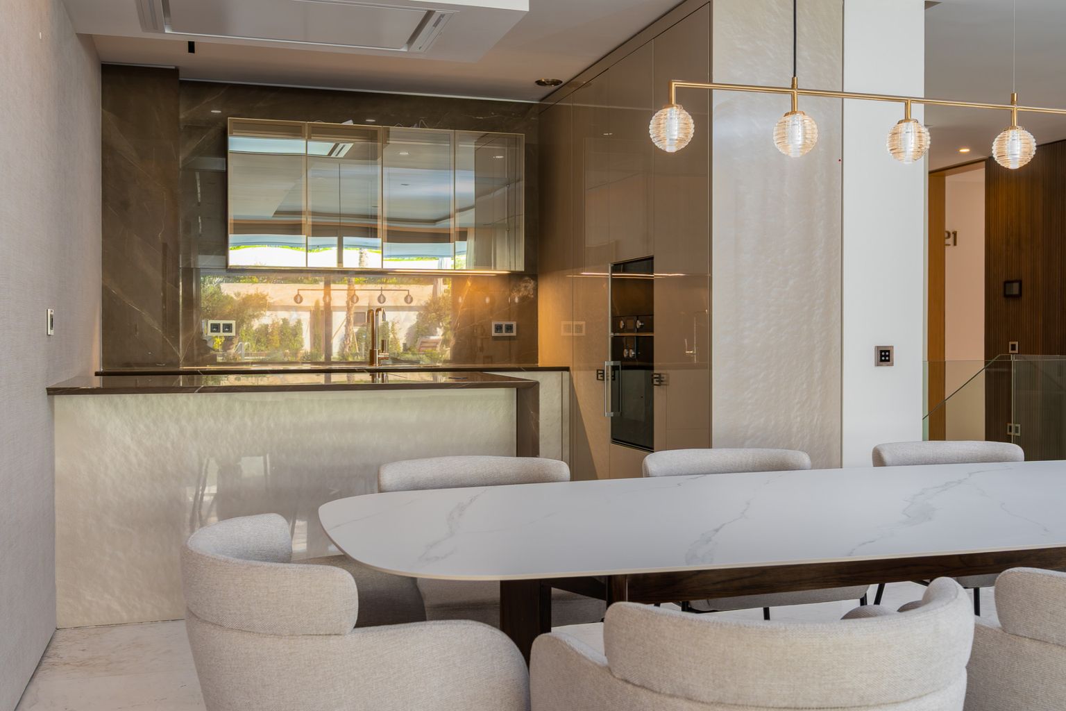 Stunning 4-Bedroom Ground Floor Apartment in Epic Phase