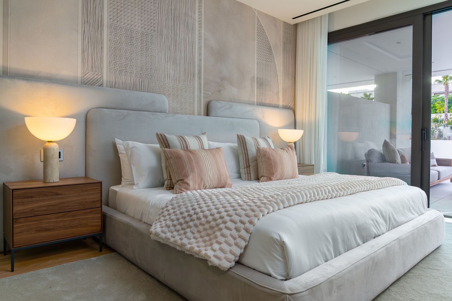 Stunning 4-Bedroom Ground Floor Apartment in Epic Phase