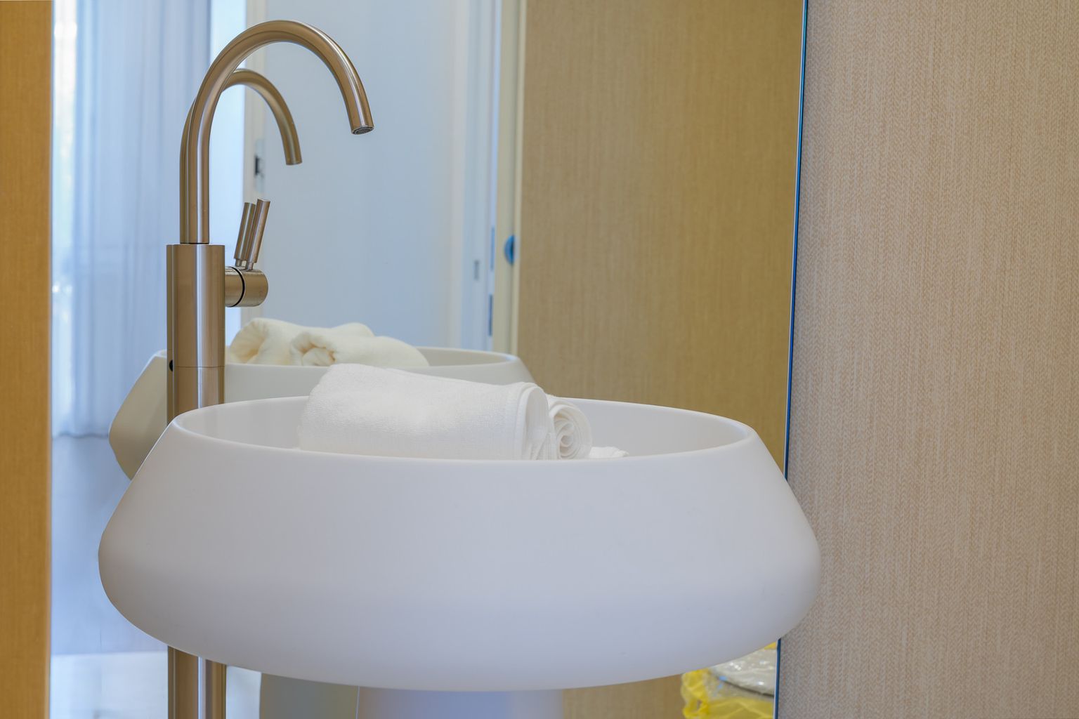 Stunning 4-Bedroom Ground Floor Apartment in Epic Phase