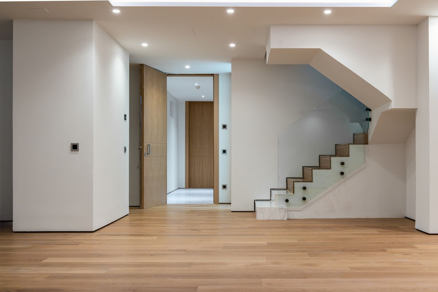 Stunning 4-Bedroom Ground Floor Apartment in Epic Phase