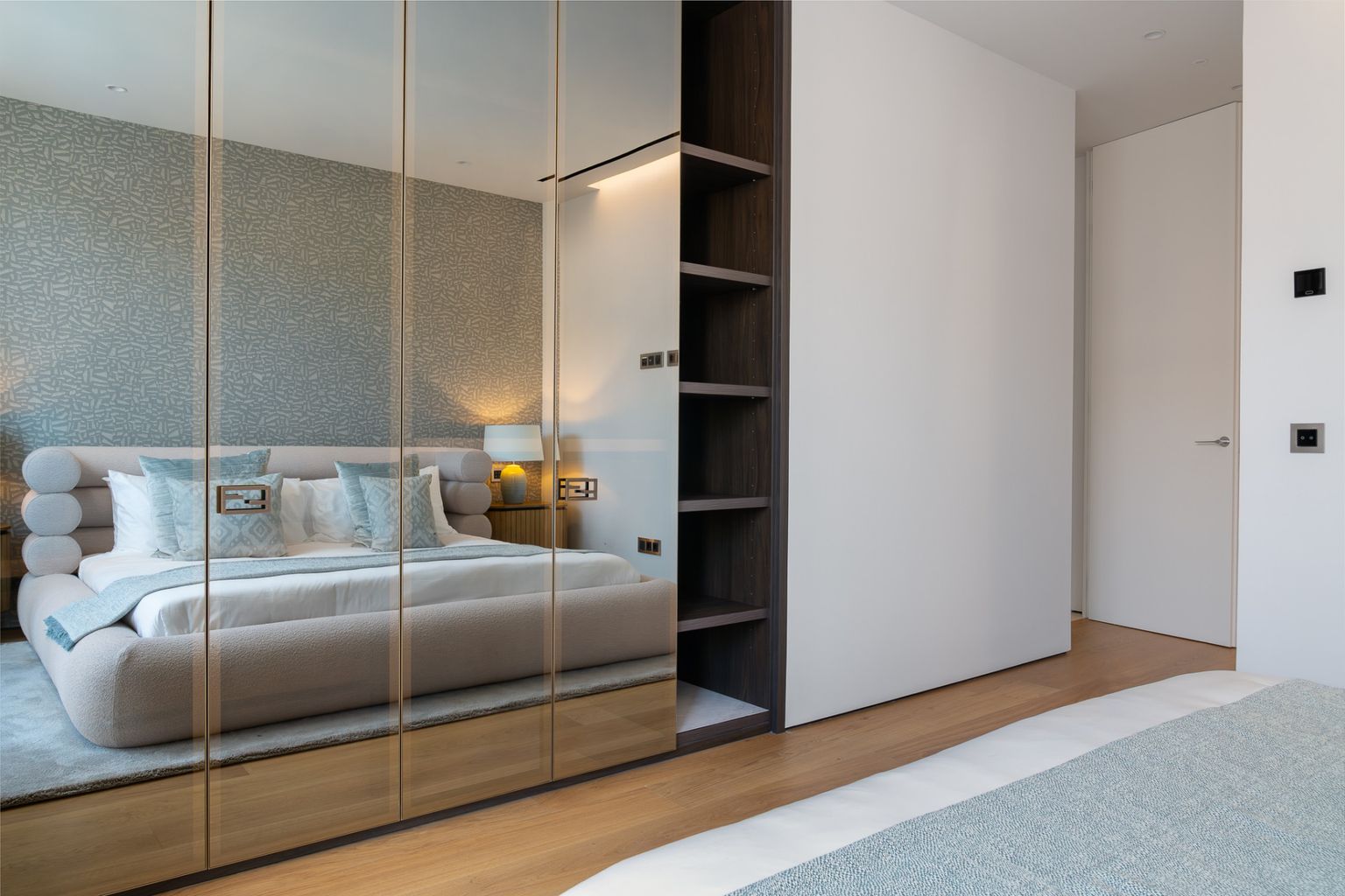 Stunning 4-Bedroom Ground Floor Apartment in Epic Phase