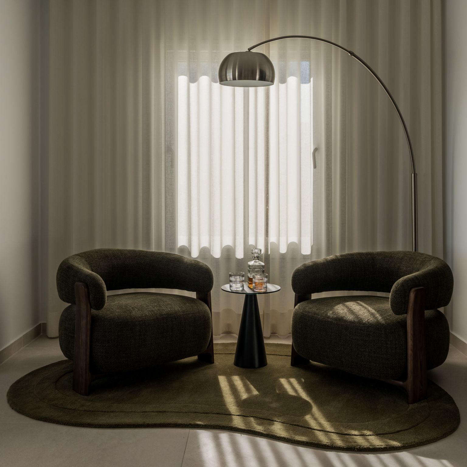 Duplex penthouse with panoramic sea views in Nueva Andalucía