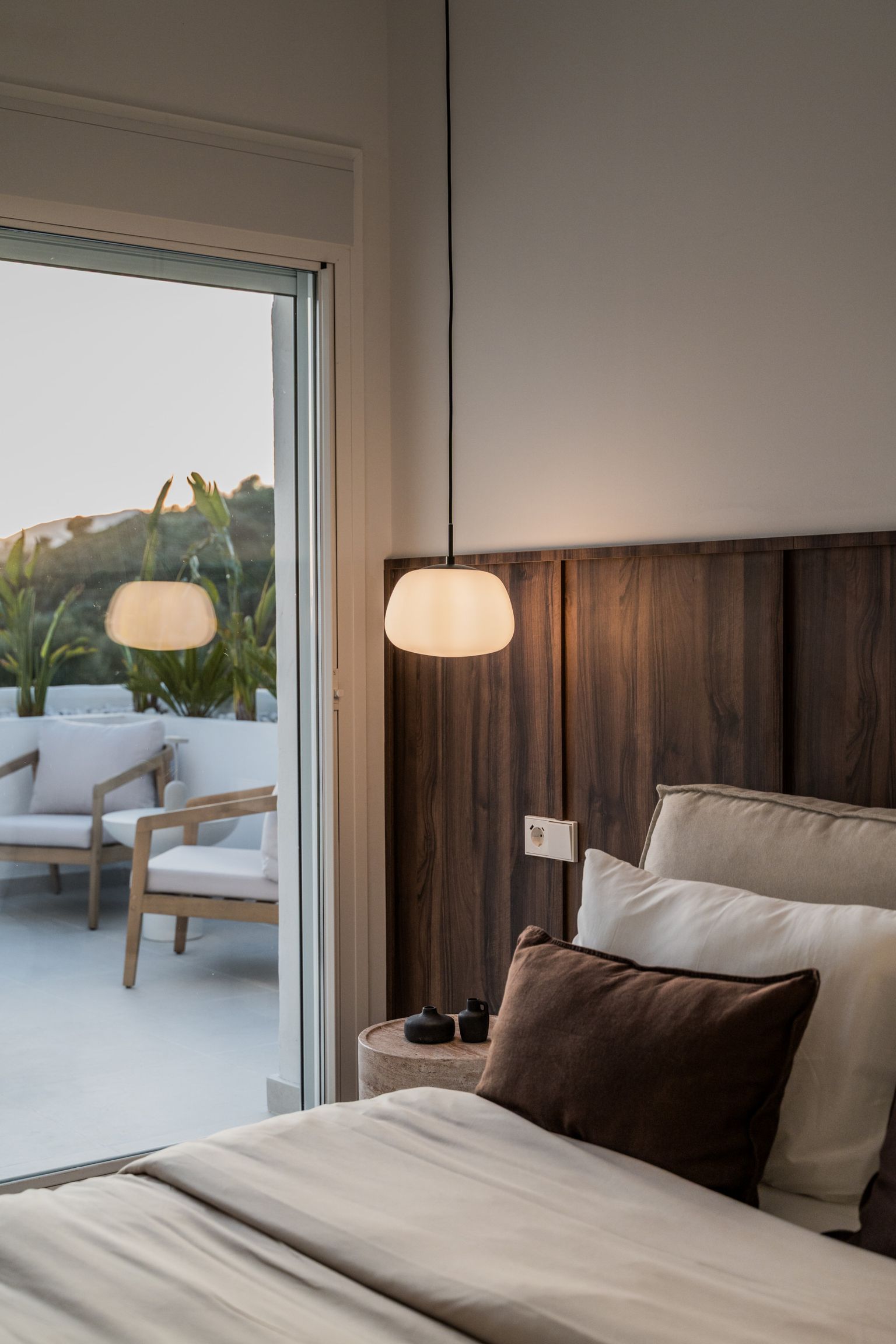 Duplex penthouse with panoramic sea views in Nueva Andalucía