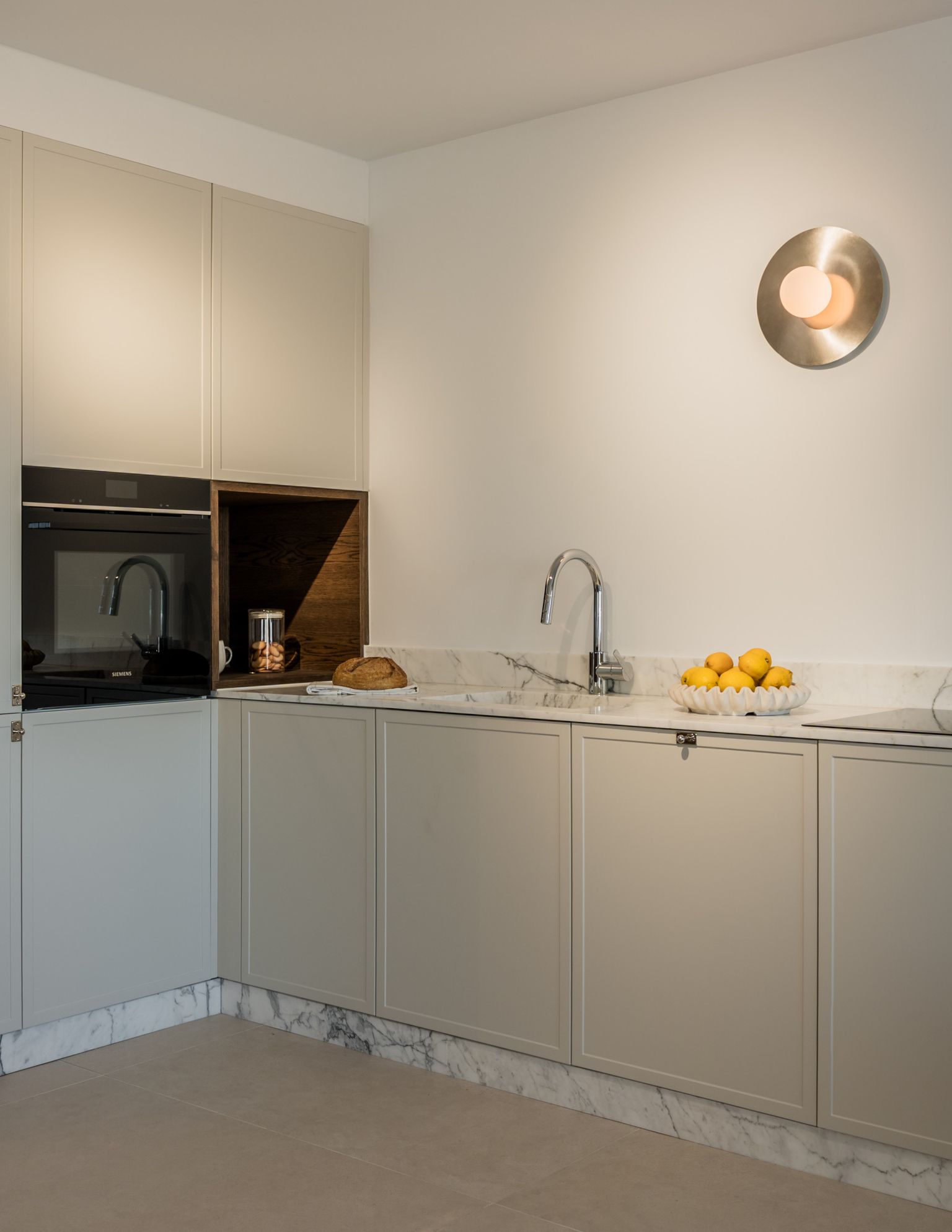 Duplex penthouse with panoramic sea views in Nueva Andalucía