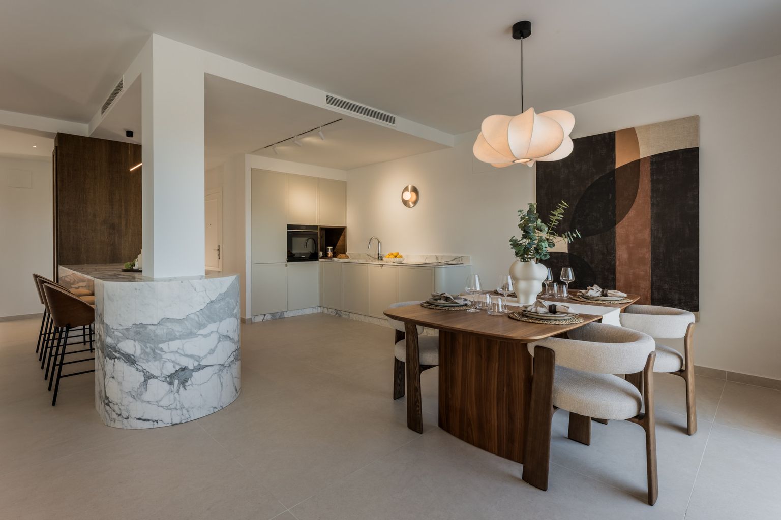 Duplex penthouse with panoramic sea views in Nueva Andalucía