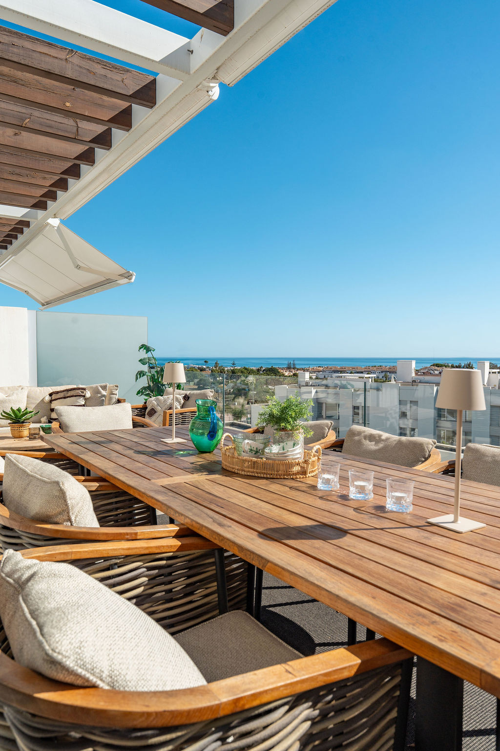 Stunning 3-Bedroom Duplex Penthouse with panoramic views